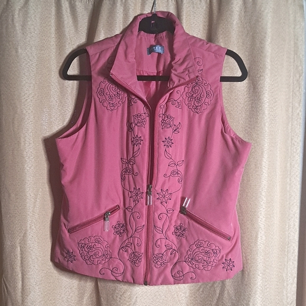 Koret Pink Floral Embroidered Vest